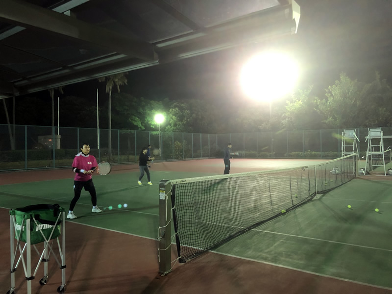 2018.12.07 金曜日 みん球 左利きのあやちゃん初参加！in 緑地テニスコート 鹿児島テニスサークル 週末修行